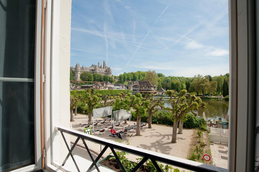 Logis Hotel Beaudon Pierrefonds Exterior photo